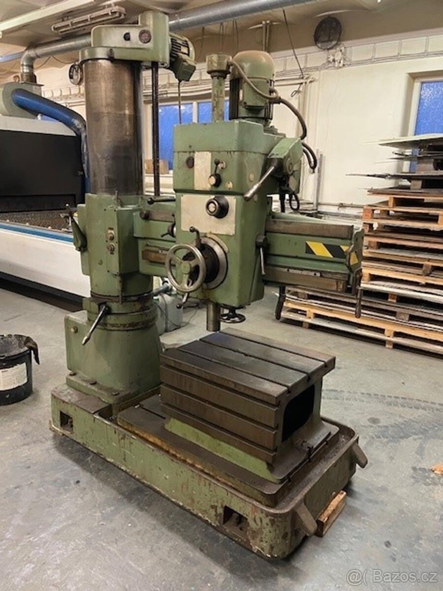 Radiální vrtačka KIKINDA (8882)