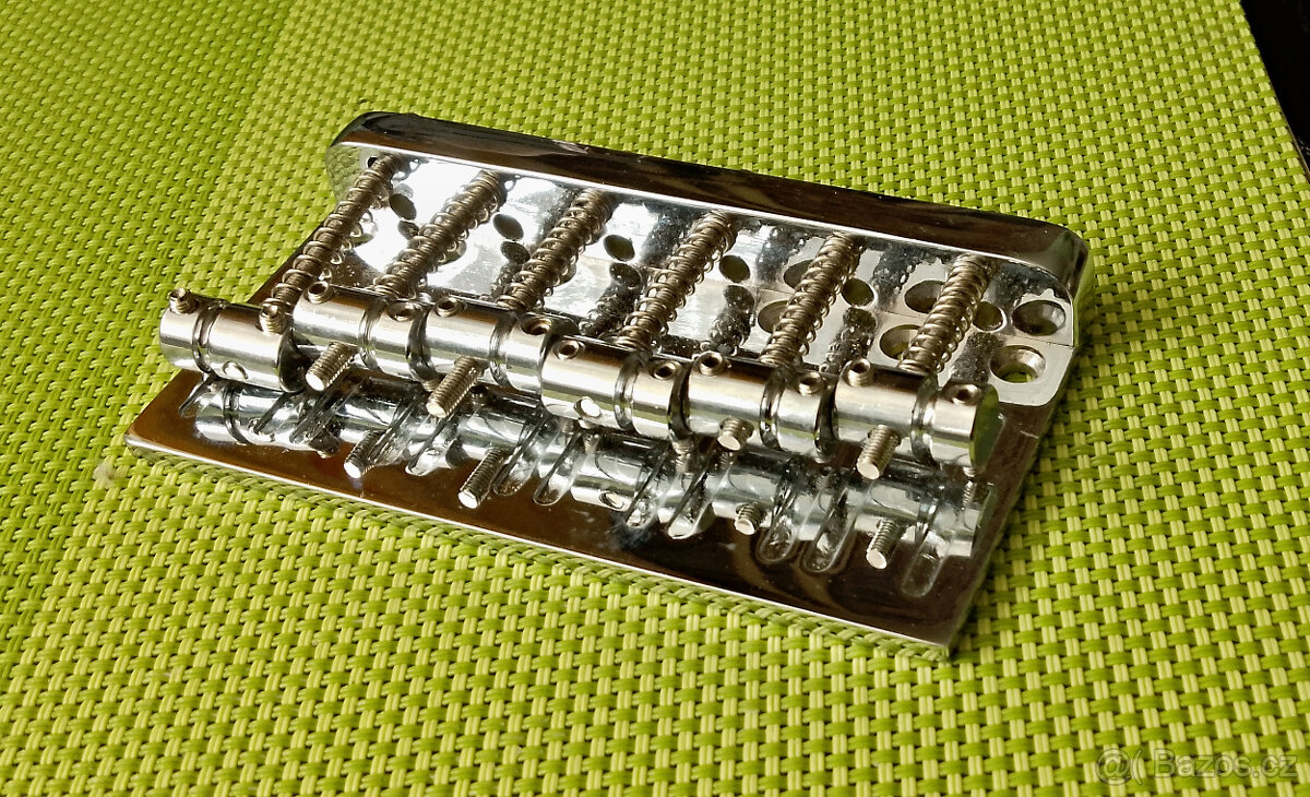 Kobylka na 6 strunnou baskytaru