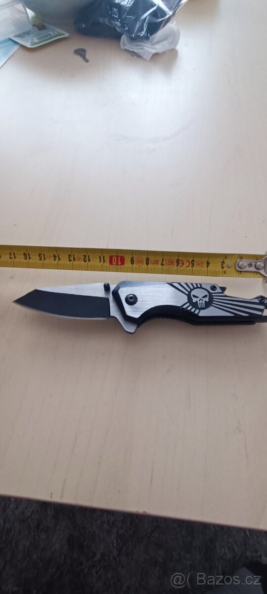 Nový nůž
