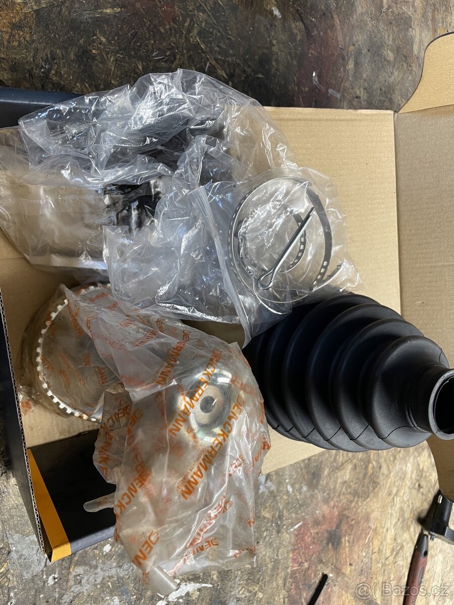 Kloub kola, hnaci hridel Ford Transit