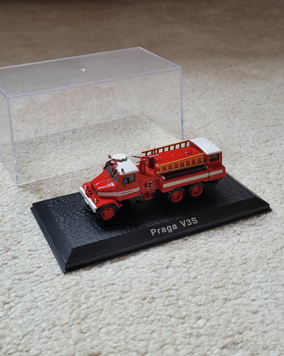 Model Praga V3S hasici