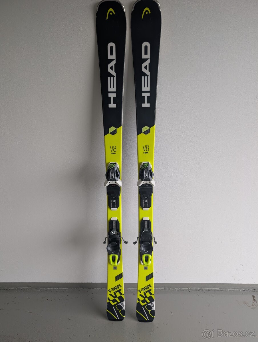 Sjezdové lyže Head V8 Shape