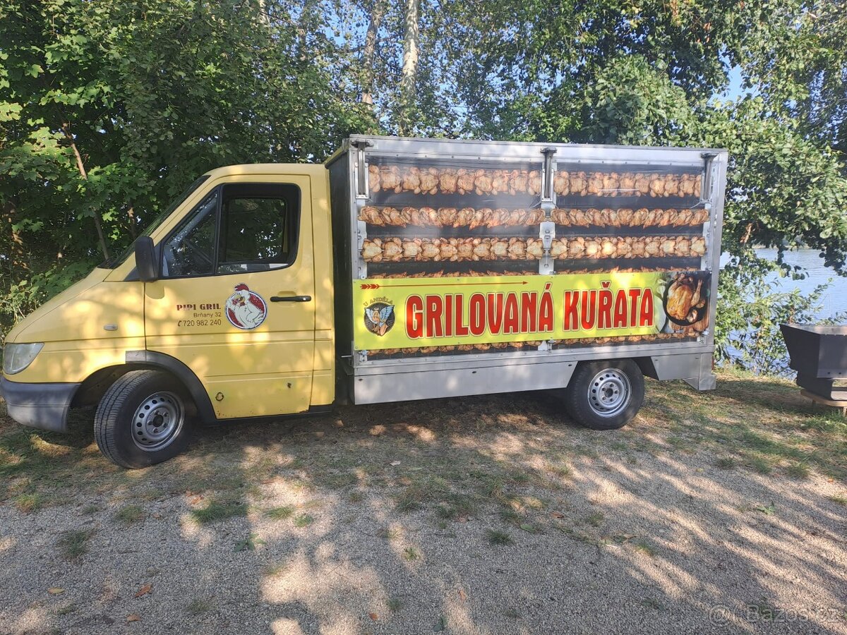 Pojízdná prodejna,FOOD-TRUCK-Grylovana kurata