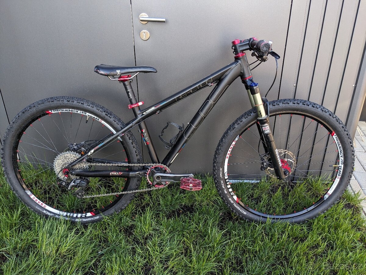 Cube Reaction Pro Series, 26", rám 14"