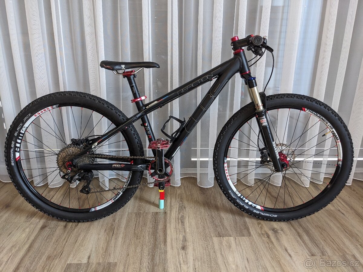 Cube Reaction Pro Series, 26", rám 14"