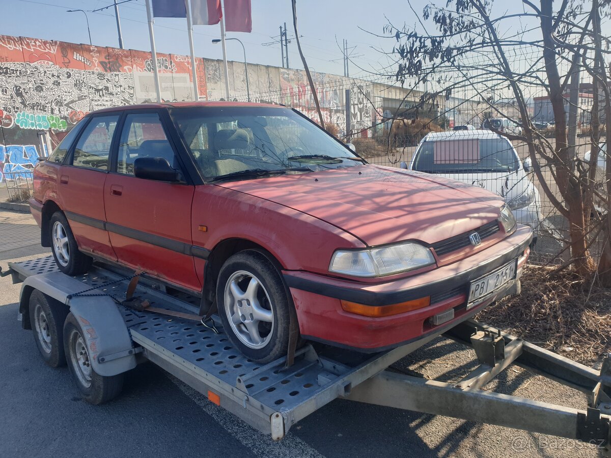 Honda Concerto 1.6 16V automat, nepojízdná