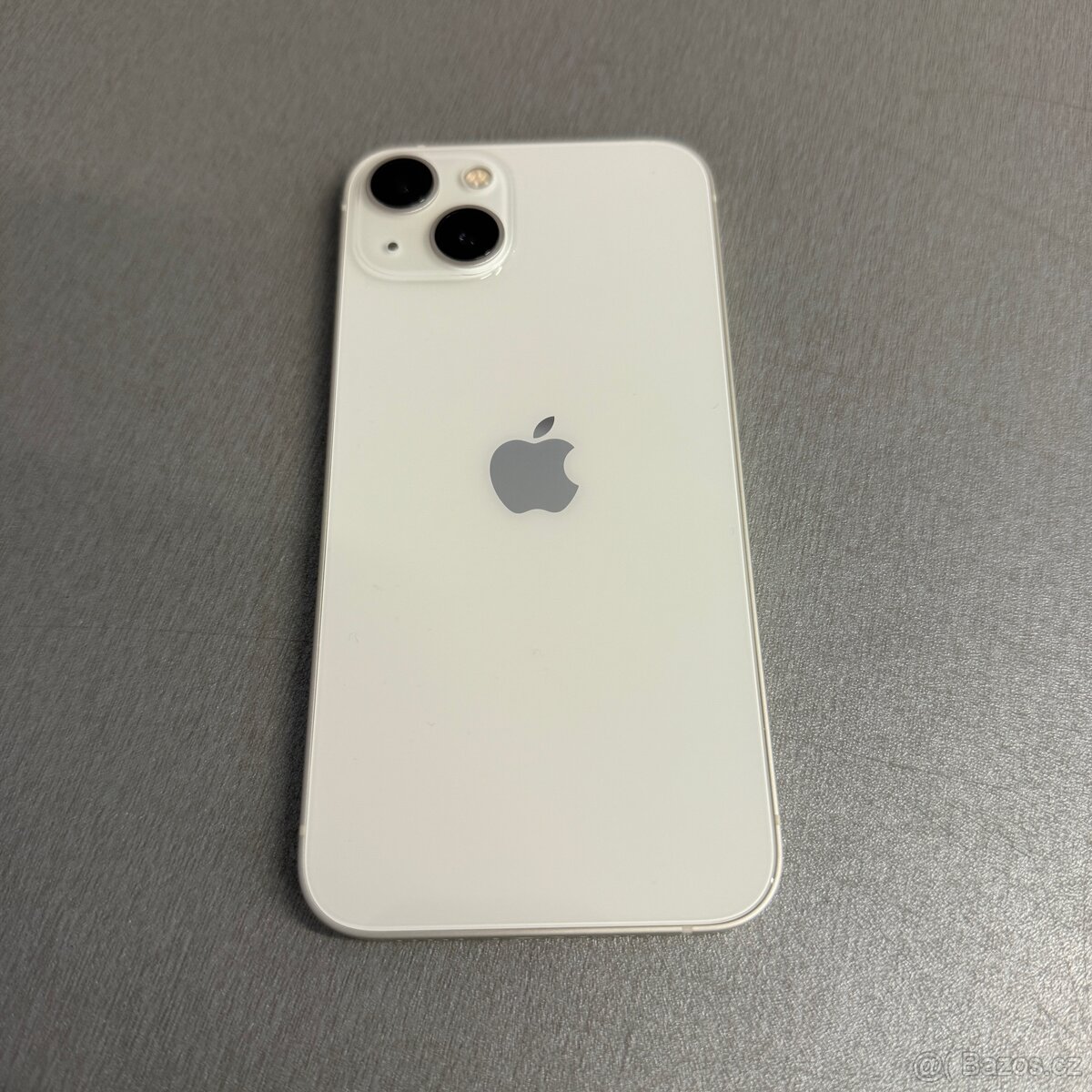 iPhone 13 128GB bílý, pěkný stav, 12 měsíců záruka