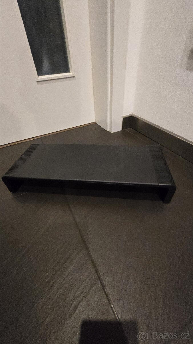 Prodám podstavec/podstavce pod monitor