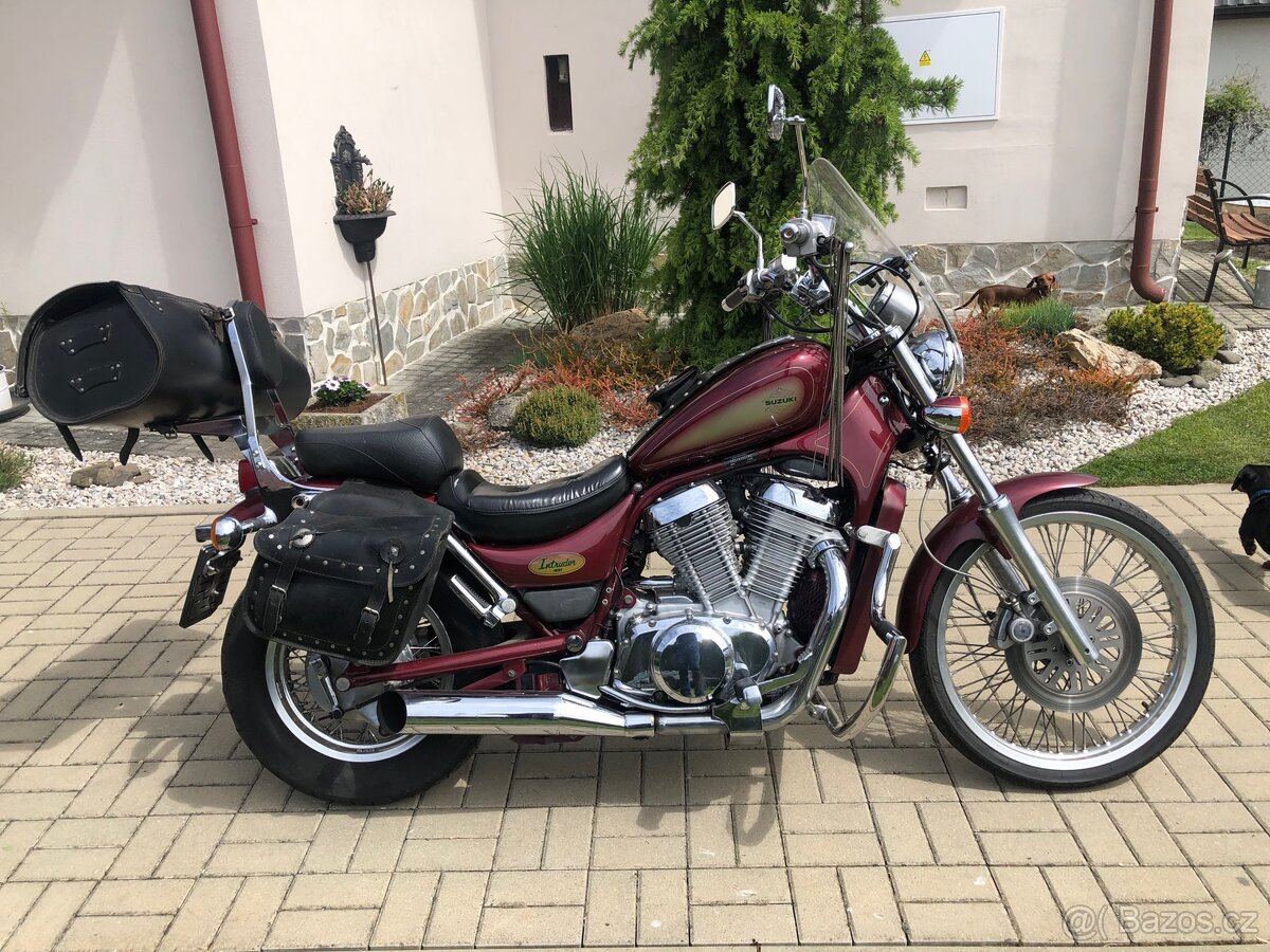 Suzuki Intruder VS400