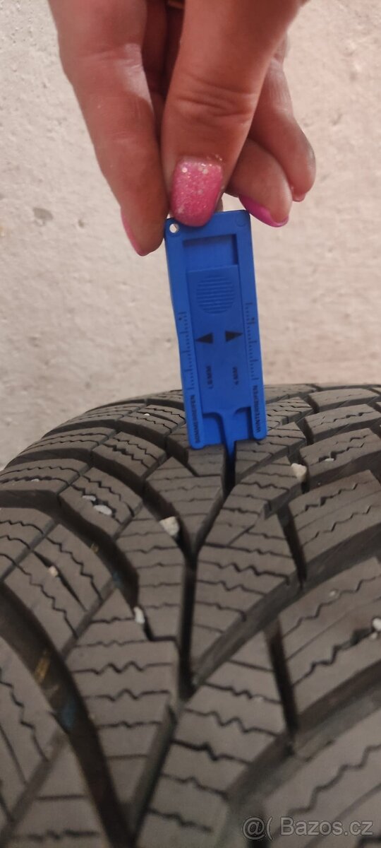 Komplet sada 185/60 R15 škoda Rapid, Fabia III.