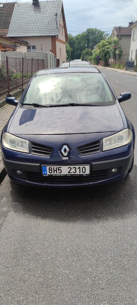 Renault Megane 2007 1.5 DCI bez STK, svítí dpf