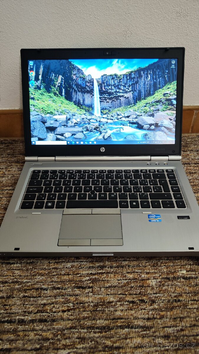 Prodám notebook HP + brašna