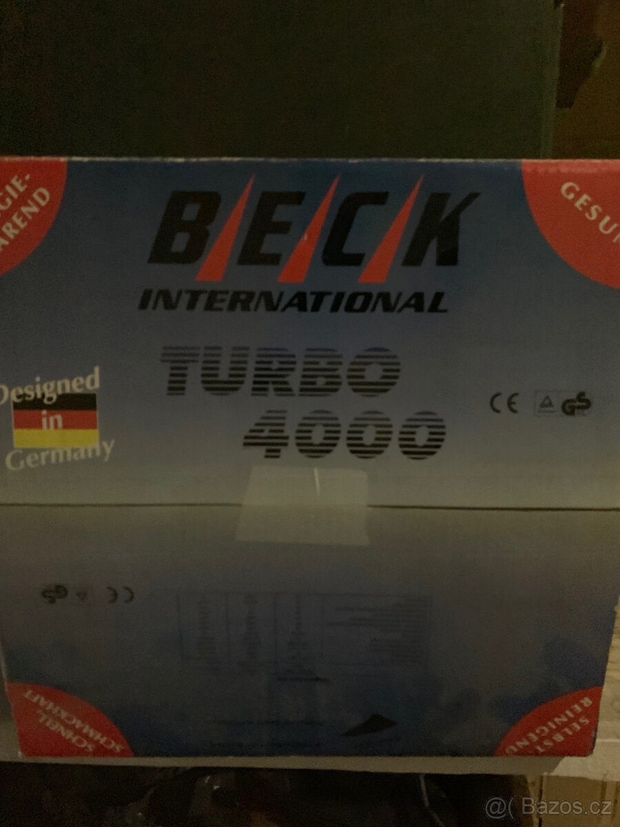 Horkovzdušnou troubu Turbo 4000