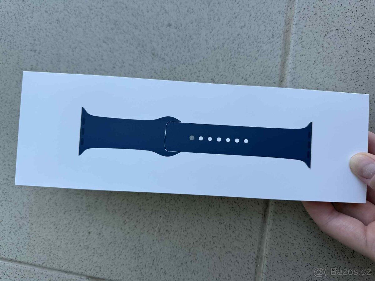 Nový sportovní denimový řemínek Apple