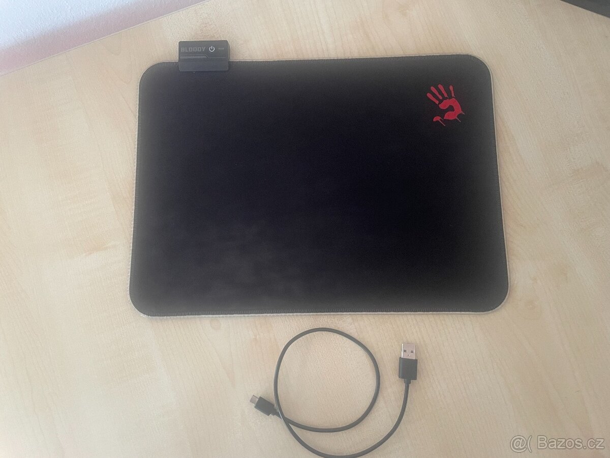 A4tech Bloody MP-35N, podsvícená RGB podložka pro herní myš