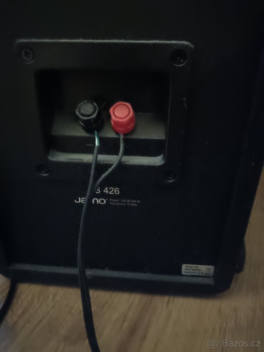 Prodám gramofon včetně zesilovače a beden