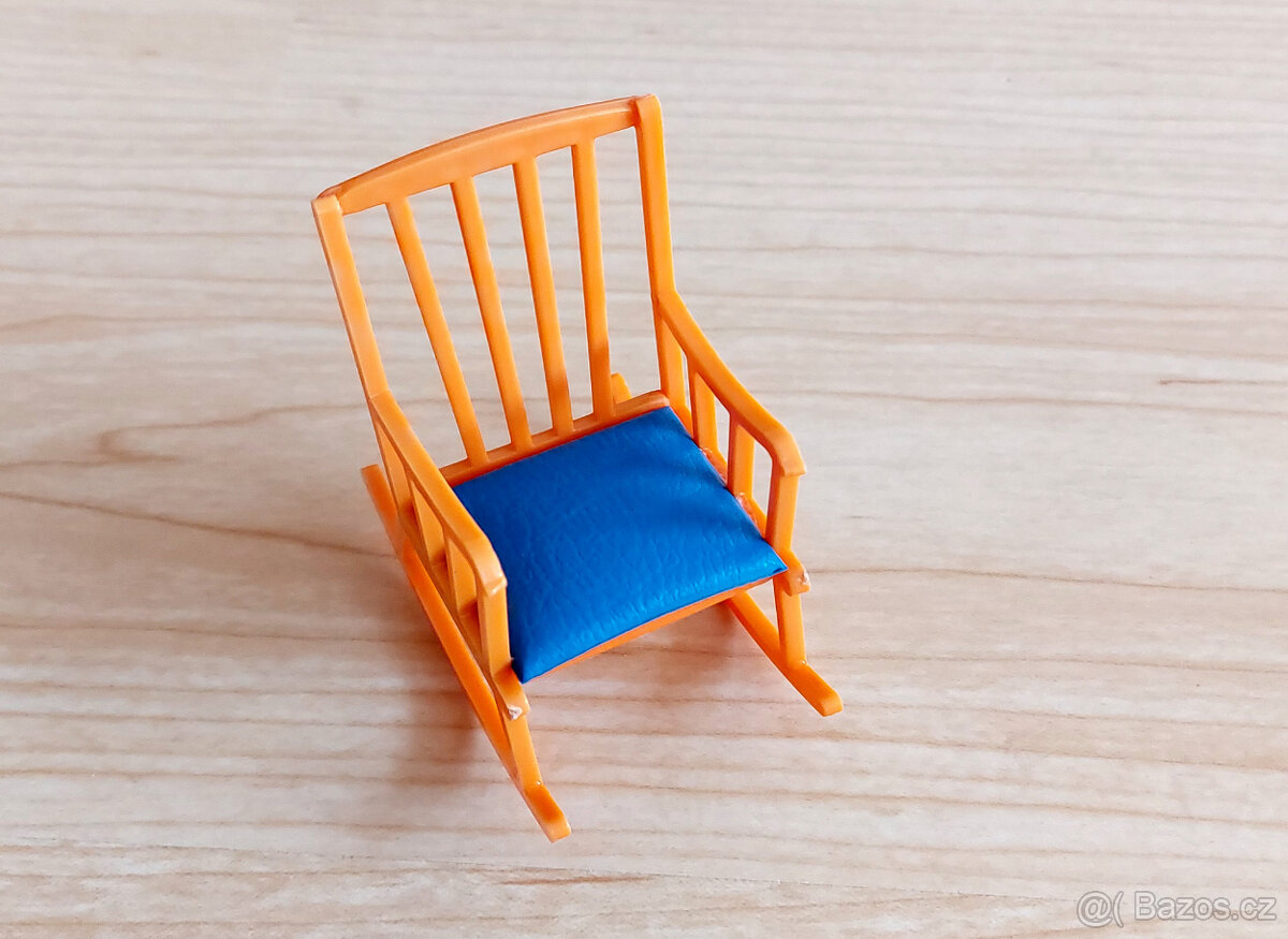 retro houpací křesílko