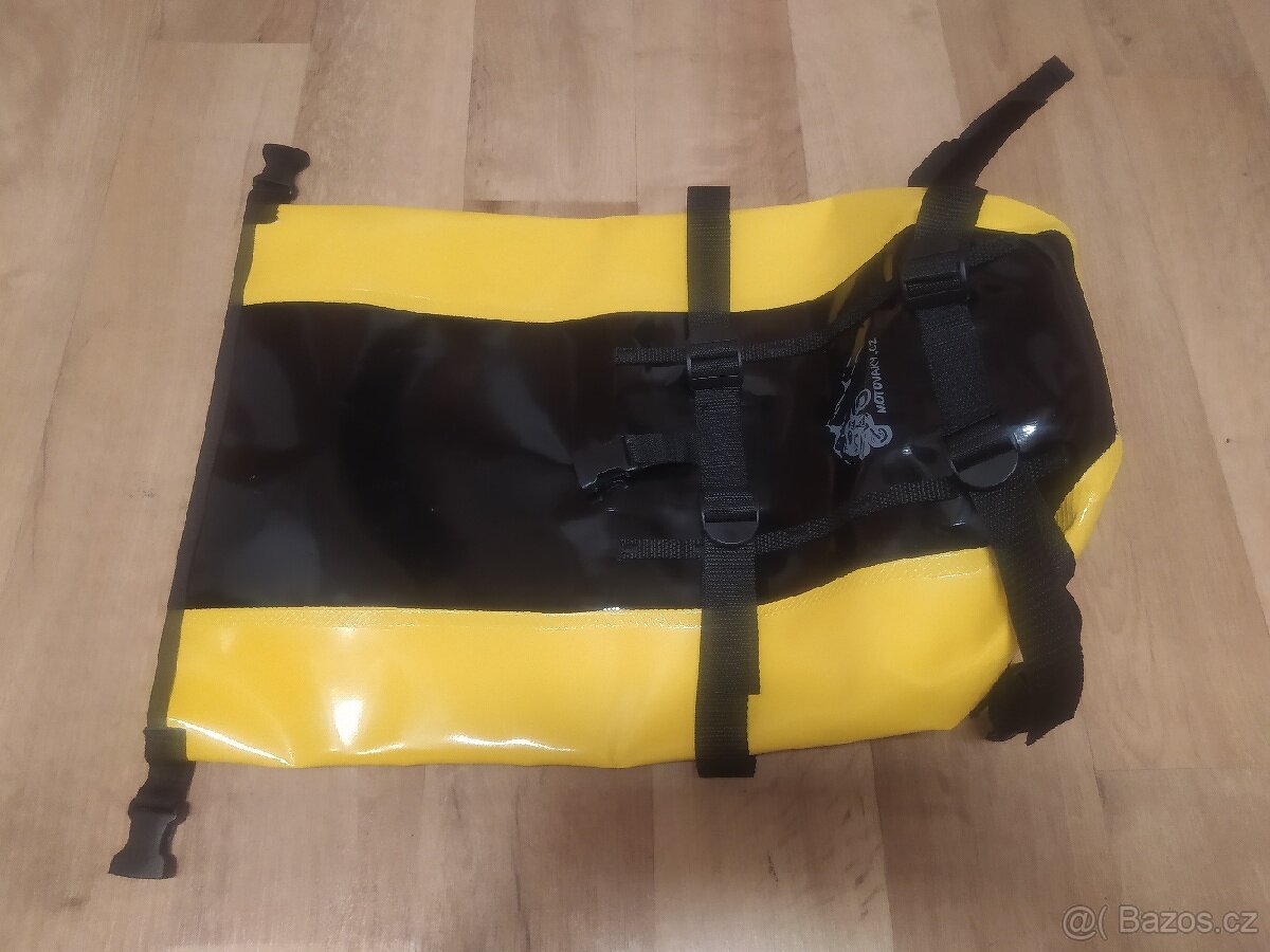 Brašna na zadní nosič motocyklu, voděodolná