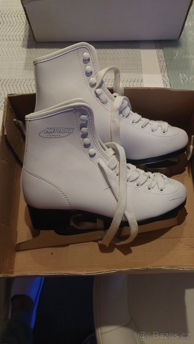 Dívčí lední brusle vel.35