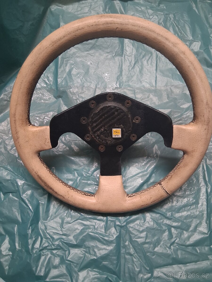 Sportovní veterán volant