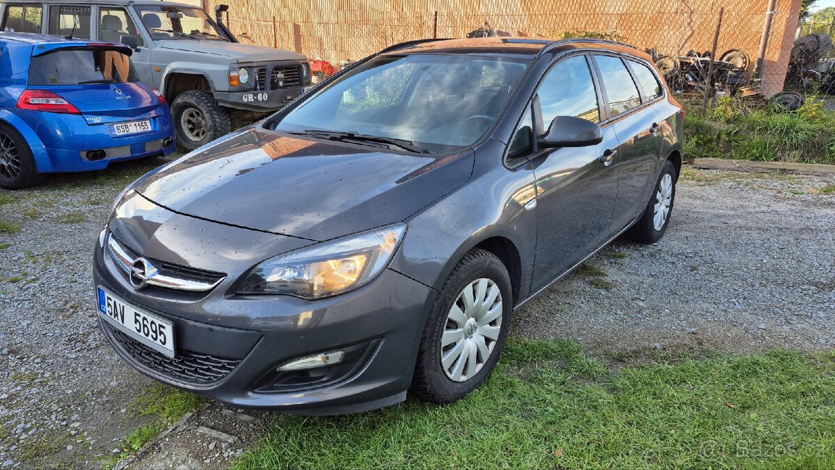 Opel Astra, 1.6 CDTI 2016 najeto 130.000 km