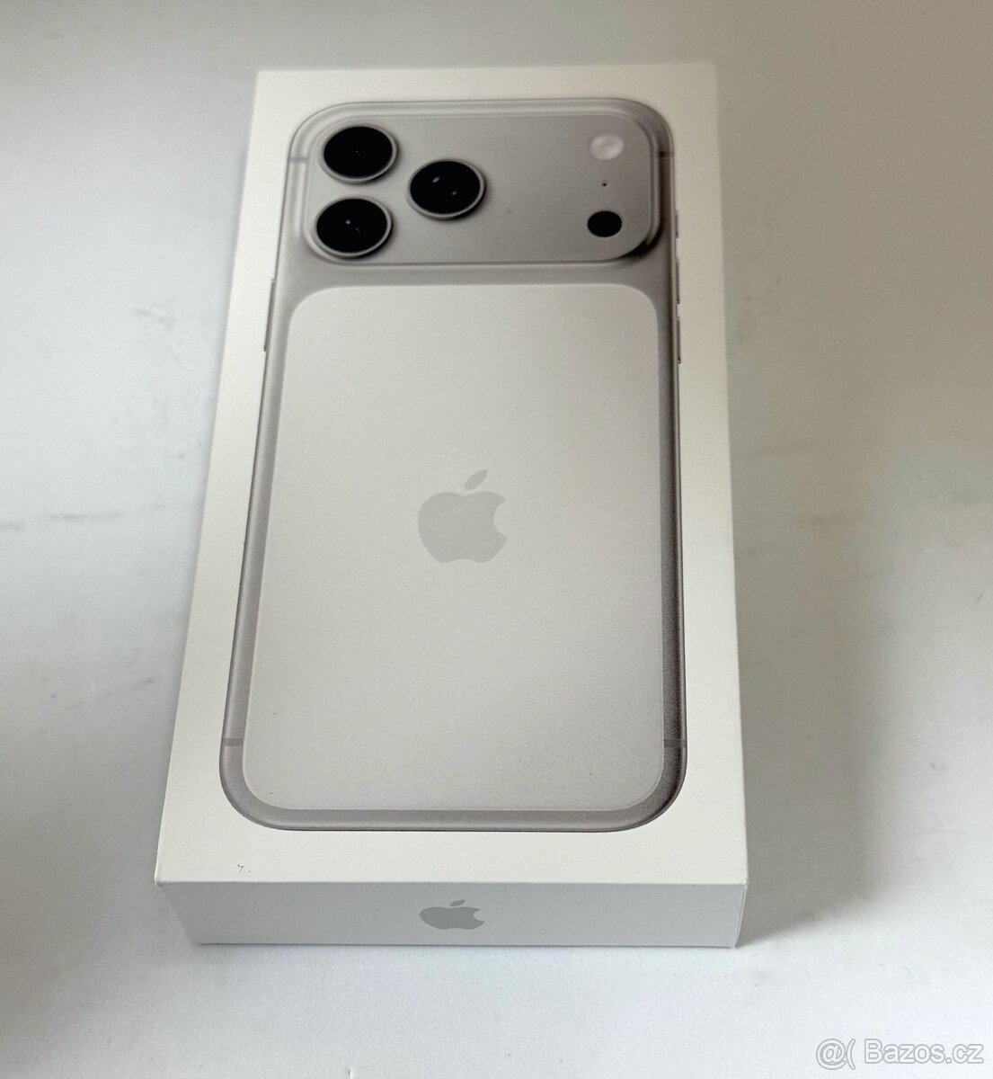 iPhone 17 Pro 256GB stříbrný: ZÁRUKA 24 měs., CZ dist., NOVÝ
