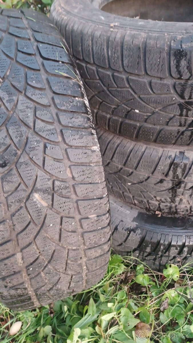 Dunlop zimní 225/60 R17