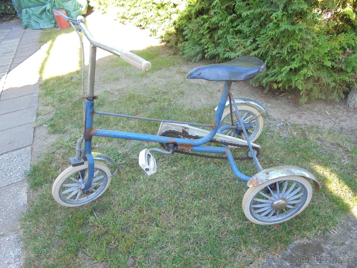 Retro tříkolka