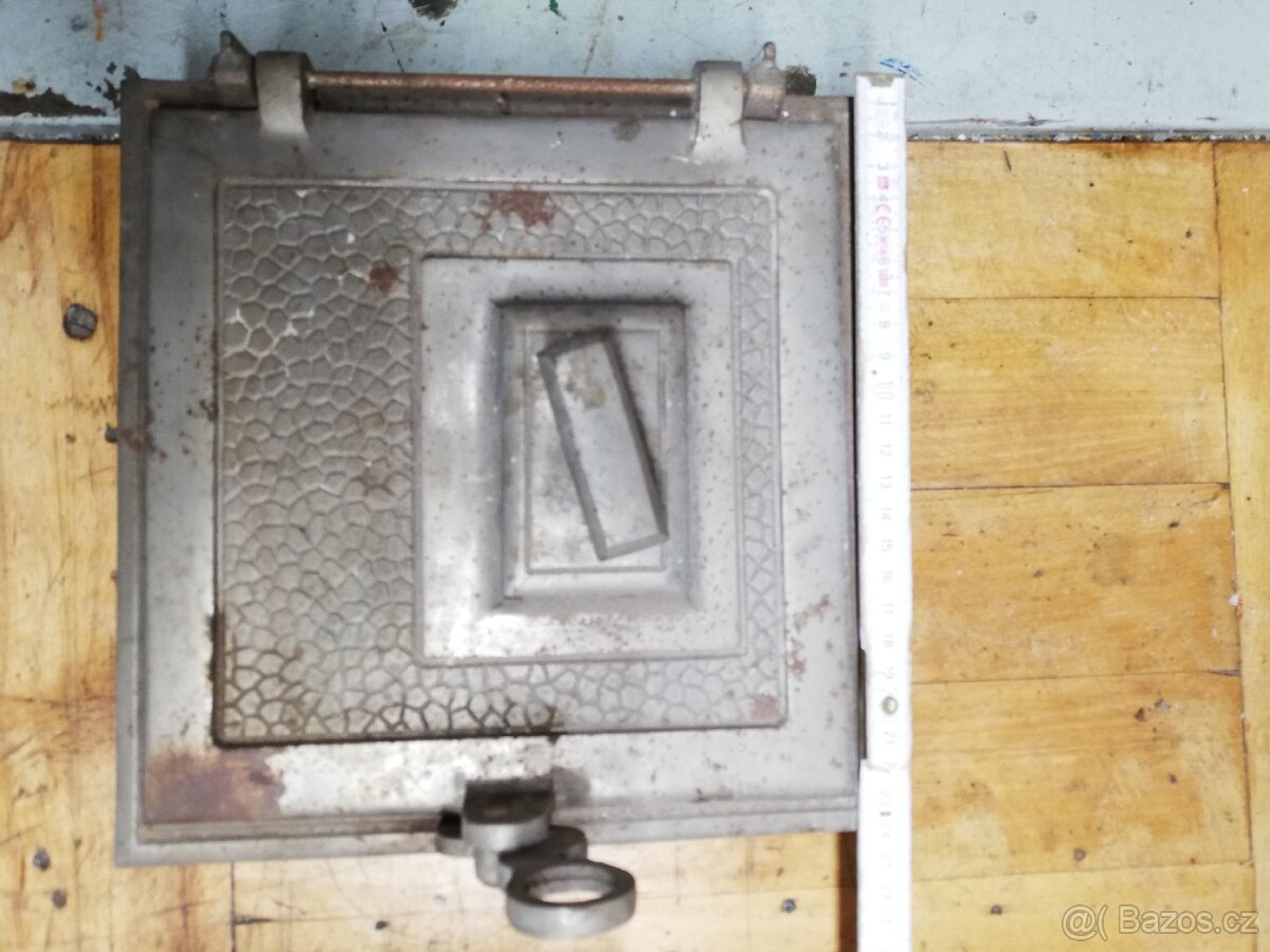Dvířka kachlová kamna