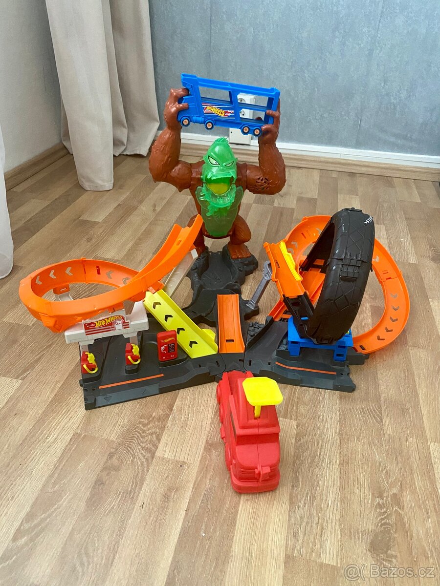 Hot wheels city útok gorily