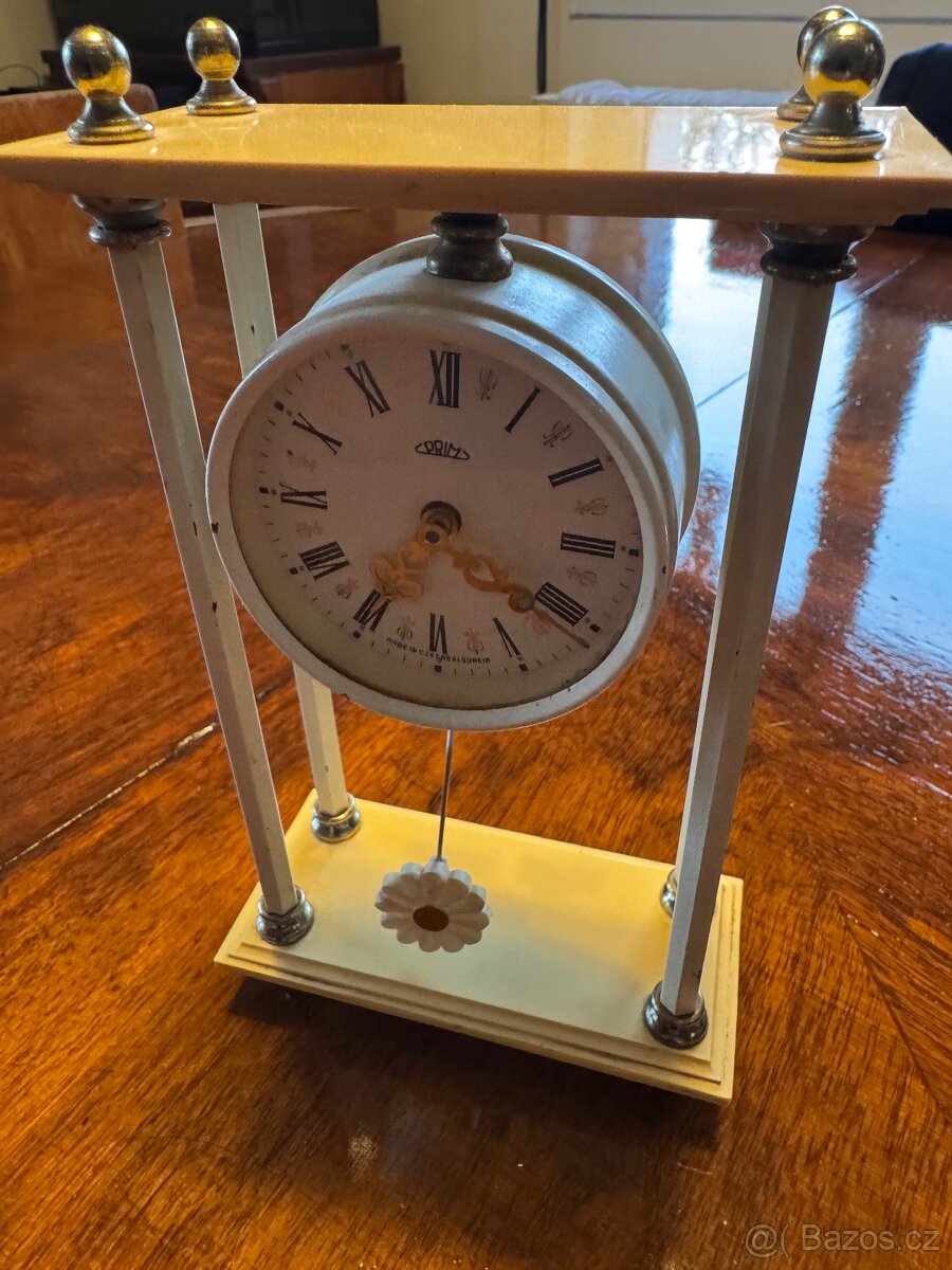 Stolní hodiny PRIM – retro