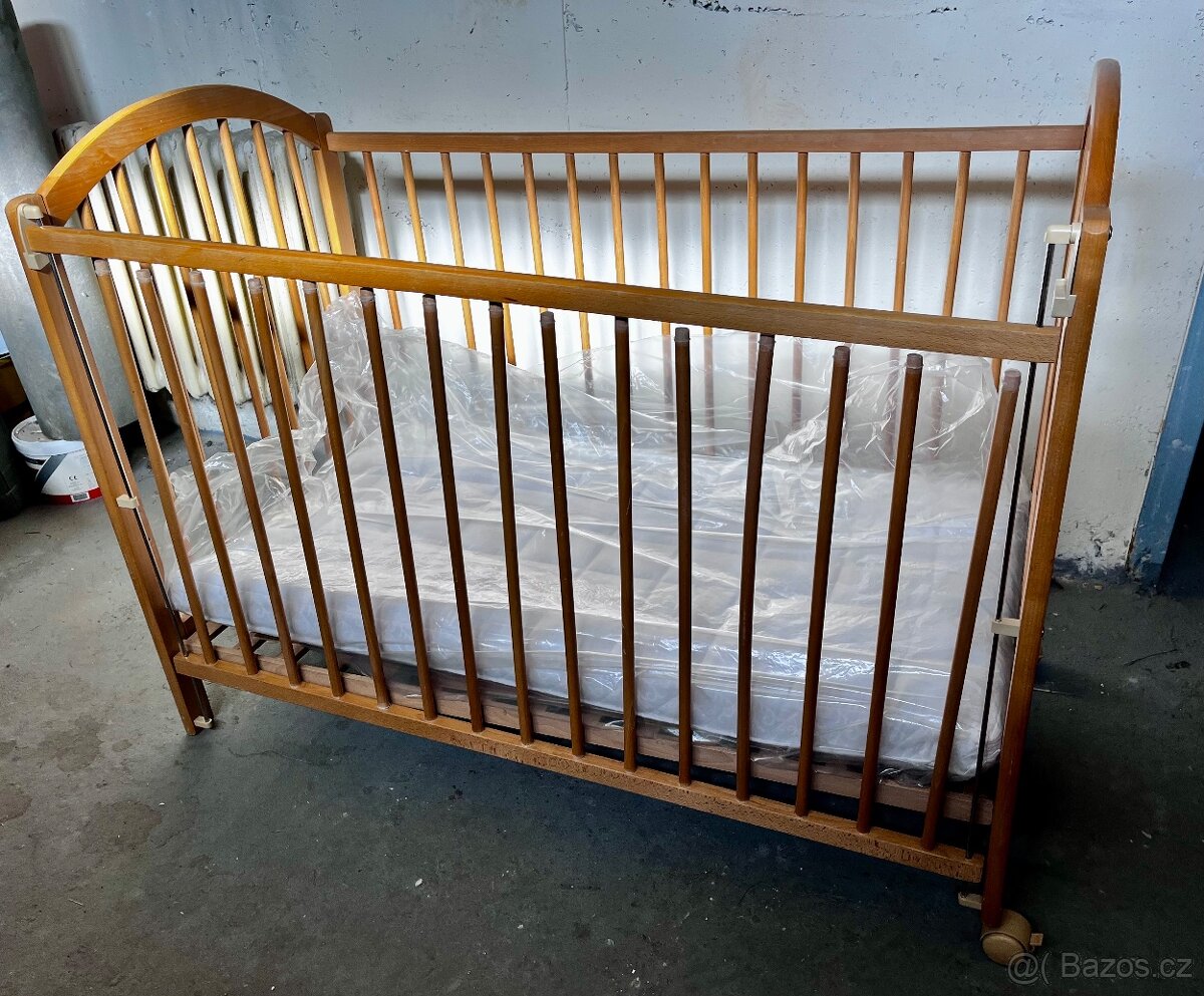 Dětská postýlka za odvoz