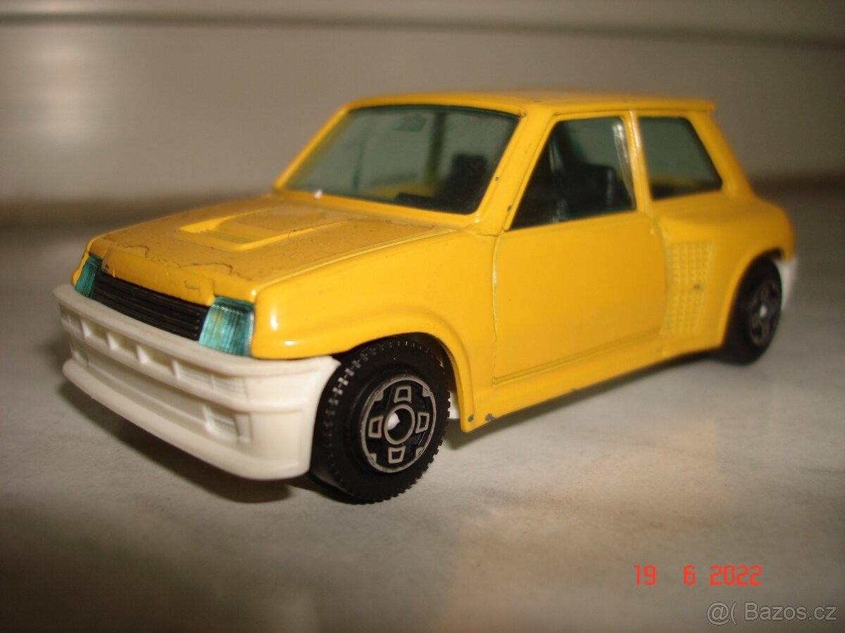 Renault  5  turbo