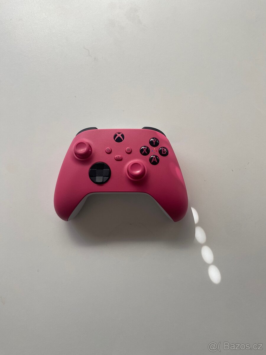 Herní xbox controller