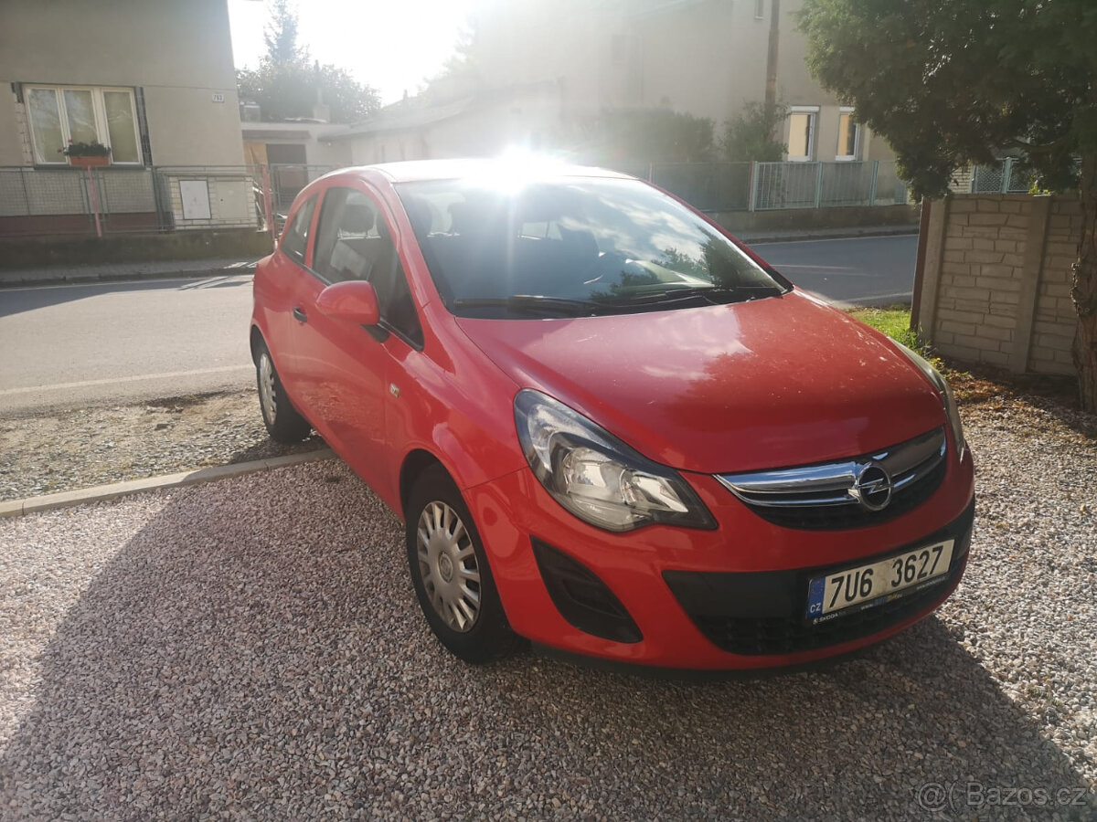 Opel Corsa 63kw, CZ původ, pouze 69.000 km, dvoudveřový