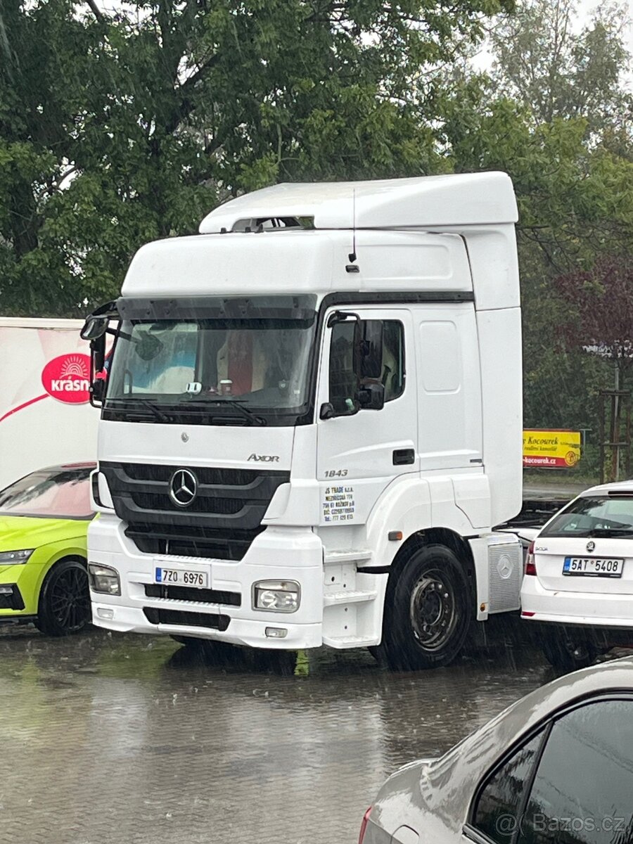 Mercedes Axor Actros 1845 tahač