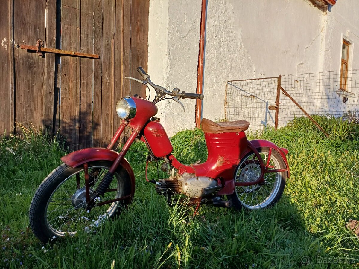 Jawa 50/550 Pařez