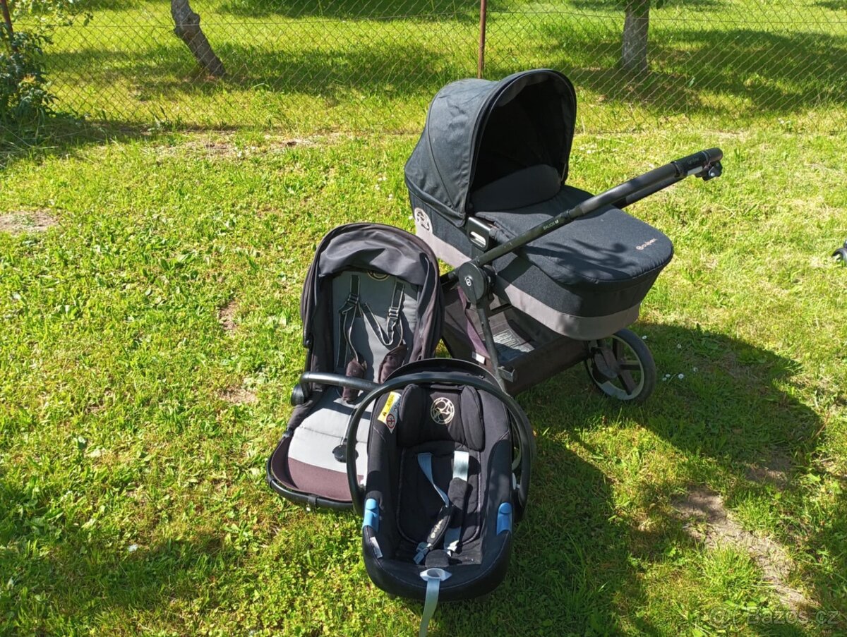 Kočárek cybex