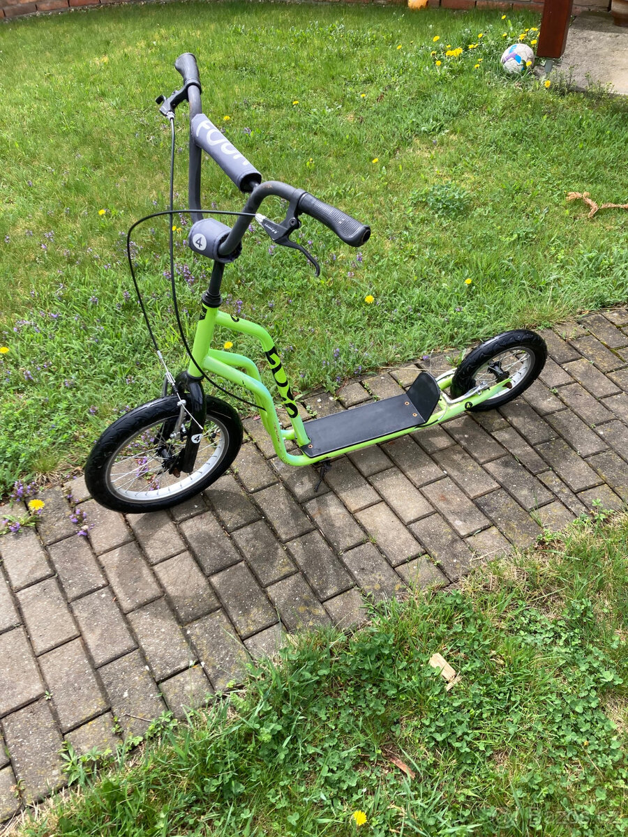 Koloběžka Yeddo 4