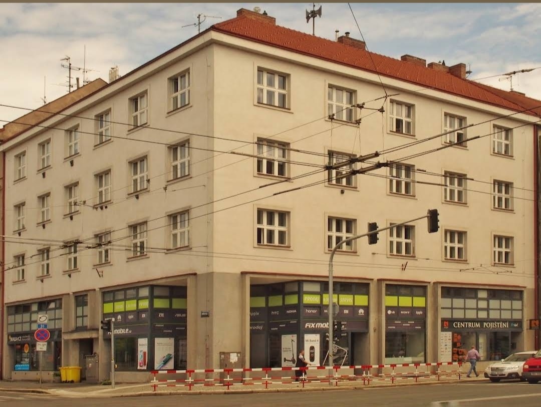 Přenechám zavedený obchod Fix Mobile - Hradec Krakove