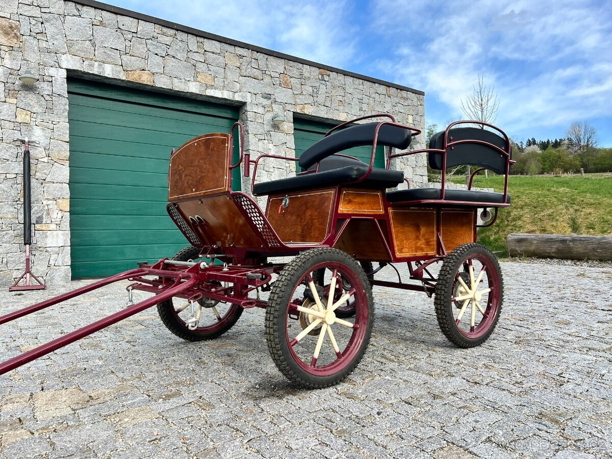 téměř nová wagoneta