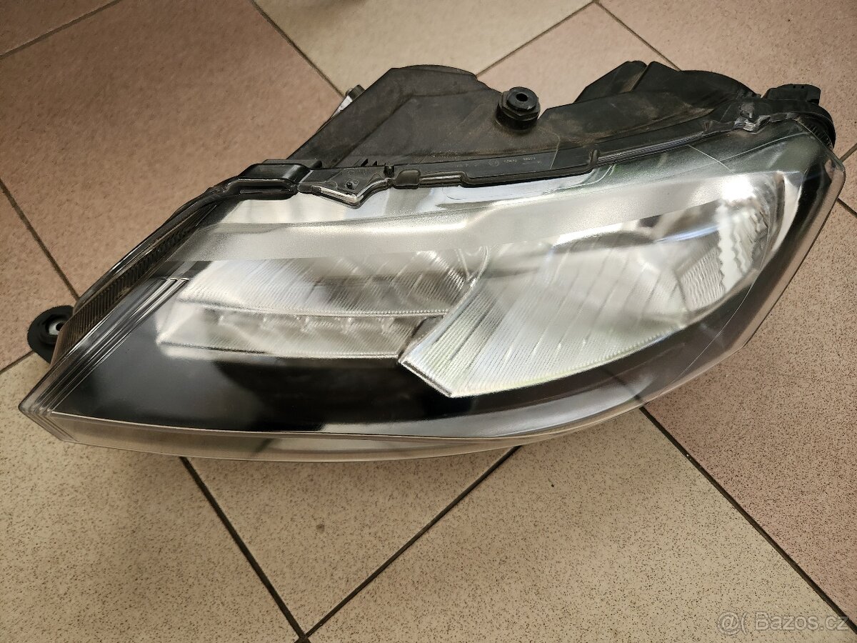 Reflektor,světlo L.přední Škoda Rapid lift 5JB941015B