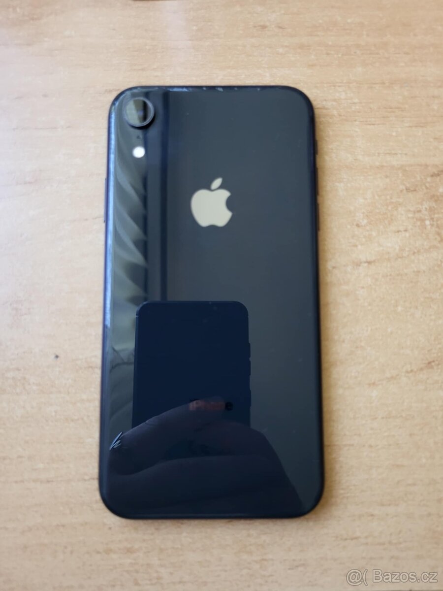 Iphone XR černý 128 GB