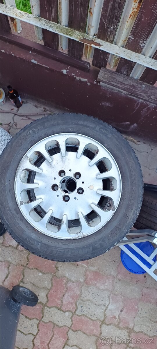 Zimní gumy na Mercedes klasická rozteč pro pět šroubů
