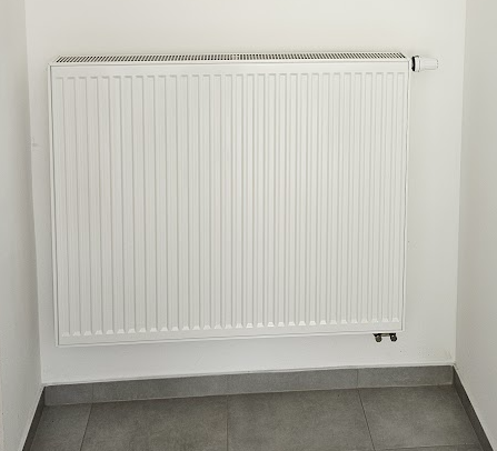Deskový radiátor KORADO RADIK 22/900/1100