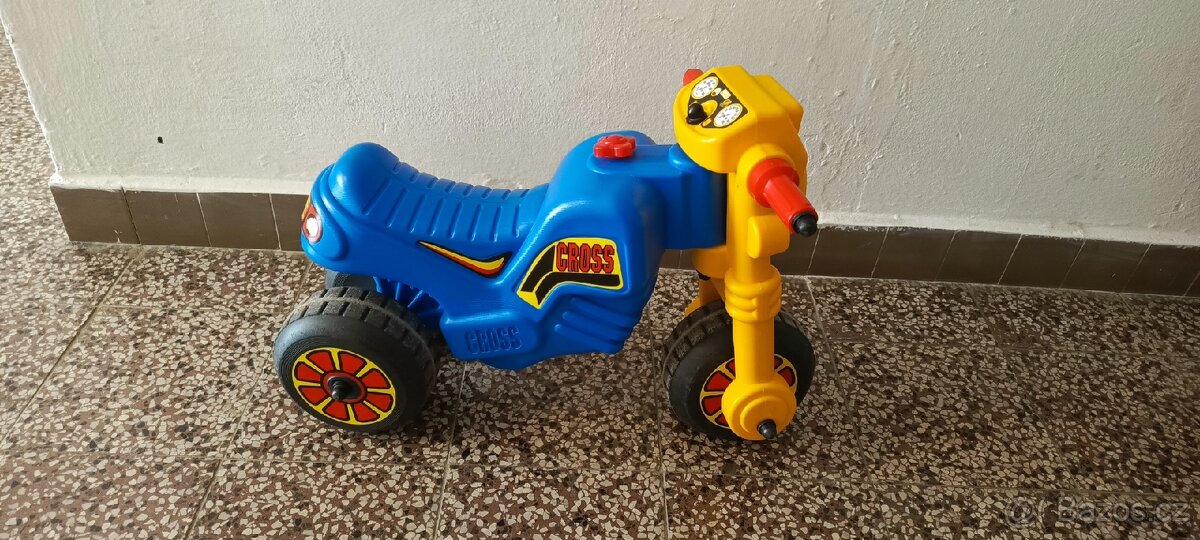 Dětské odrážedlo pro větší dítě