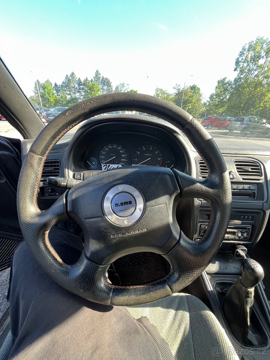 Volant Momo Subaru Impreza