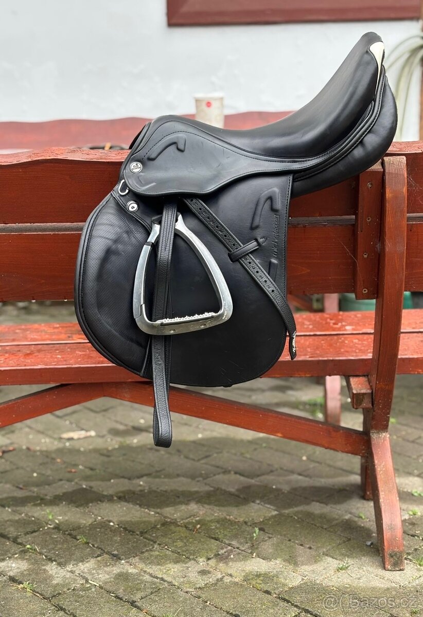Skokové kontaktní sedlo PRESTIGE X - Michel Robert