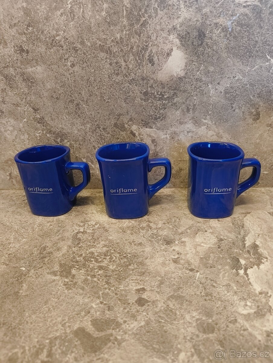 Malé hrníčky modré