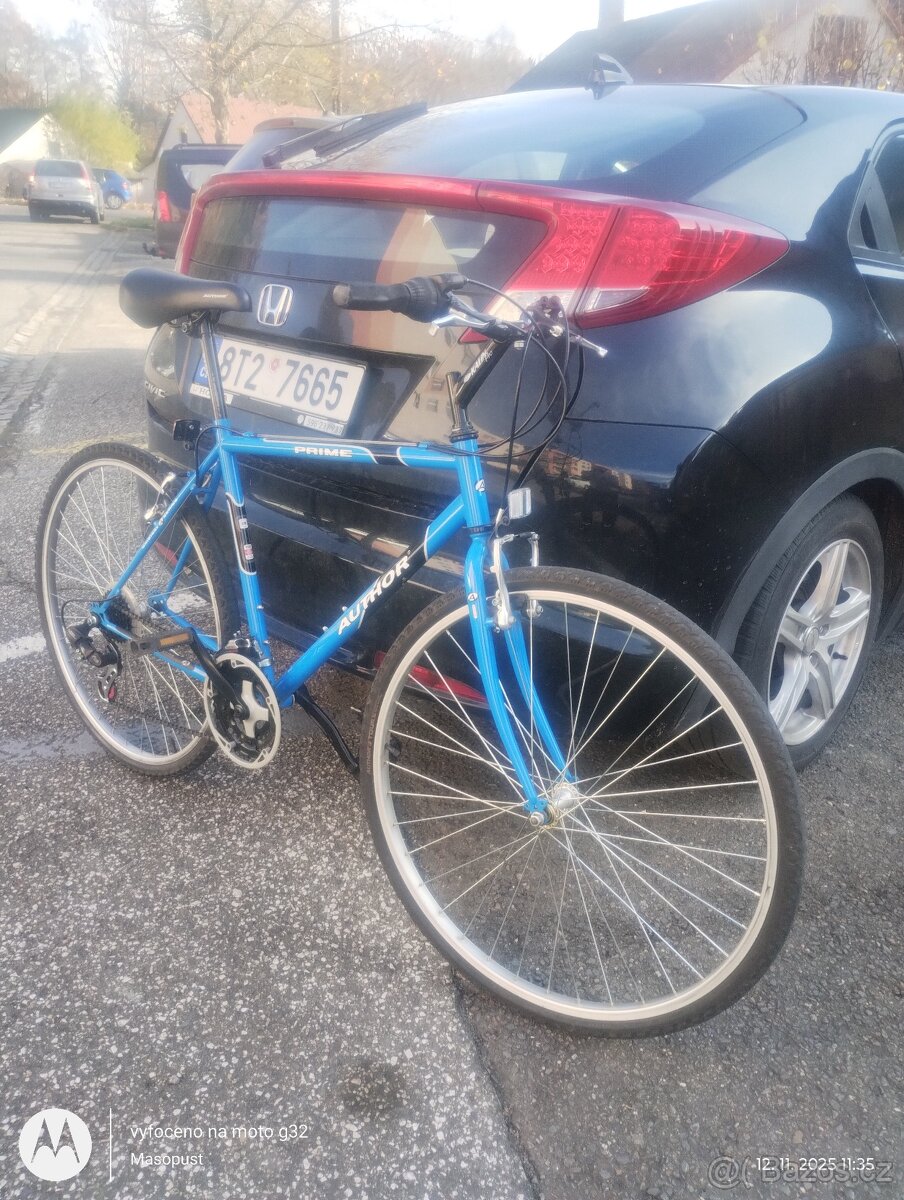 Trekové kolo Autor-výborný stav,téměř nejeté